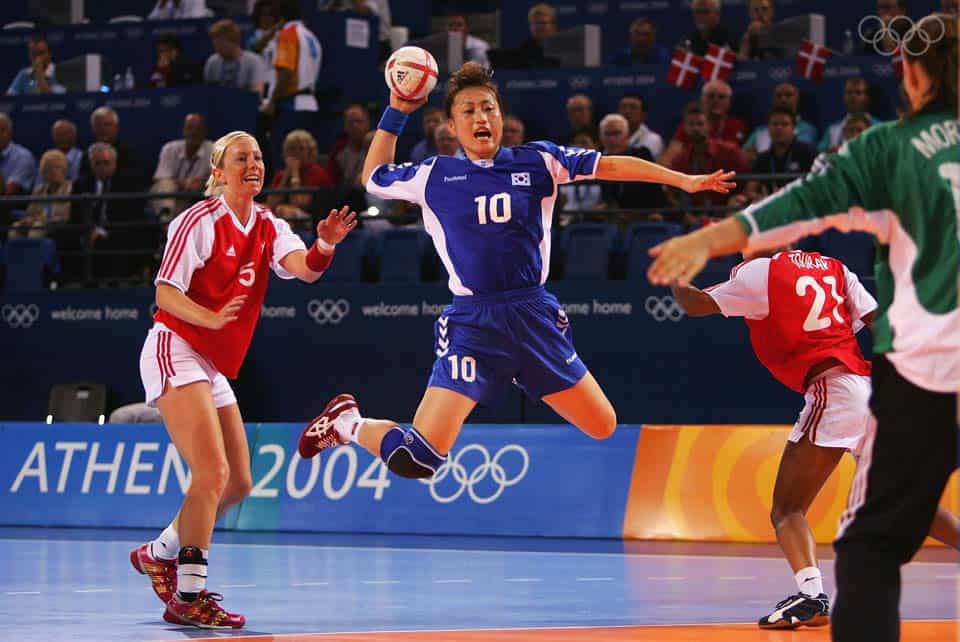 Handball Sport Athens 2004 Olympic Games Pictogram Pin Athens 2004